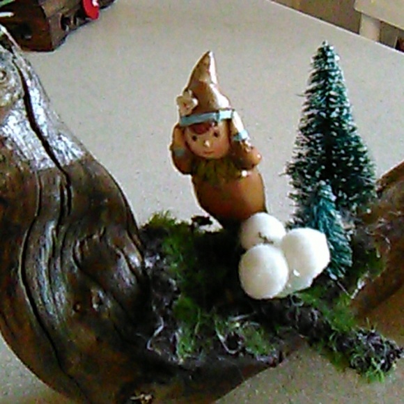 Drift wood Christmas decor - Picture 3 of 4